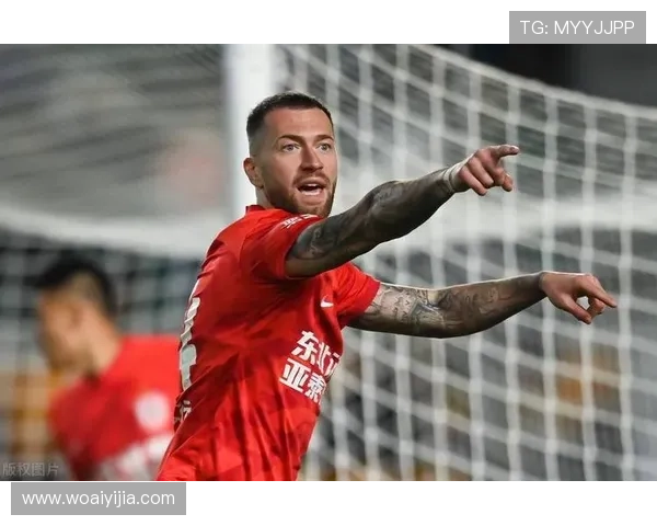 杨希上轮比赛创纪录10次抢断8次成功 刷新个人单场中超纪录 杨希上轮比赛创纪录10次抢断8次成功 刷新个人单场中超纪录