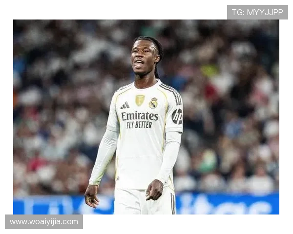 卡马文加表示能临时出任左后卫但拒绝长期固定踢这个位置 卡马文加表示能临时出任左后卫但拒绝长期固定踢这个位置