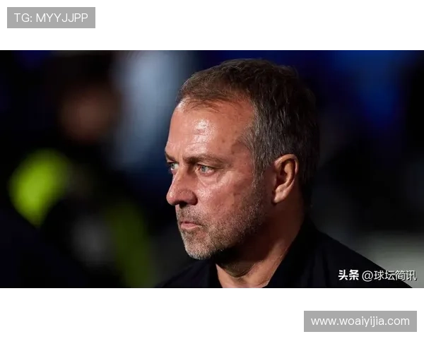 弗里克因鼓掌抗议吃黄牌 随后做不满手势再领一黄被罚 弗里克因鼓掌抗议吃黄牌 随后做不满手势再领一黄被罚